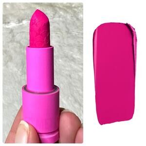 NIB Jeffree Star Pink Religion Velvet Trap Lipstick Full Size 4g